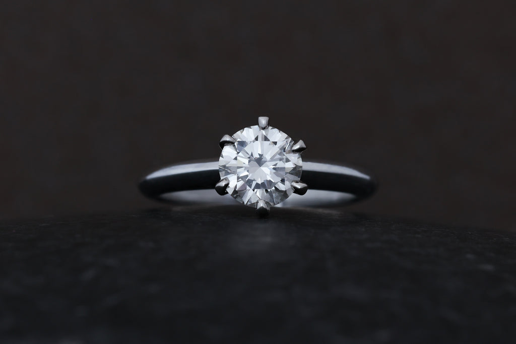 Classic 6 Prongs Round Brilliant Diamond Ring