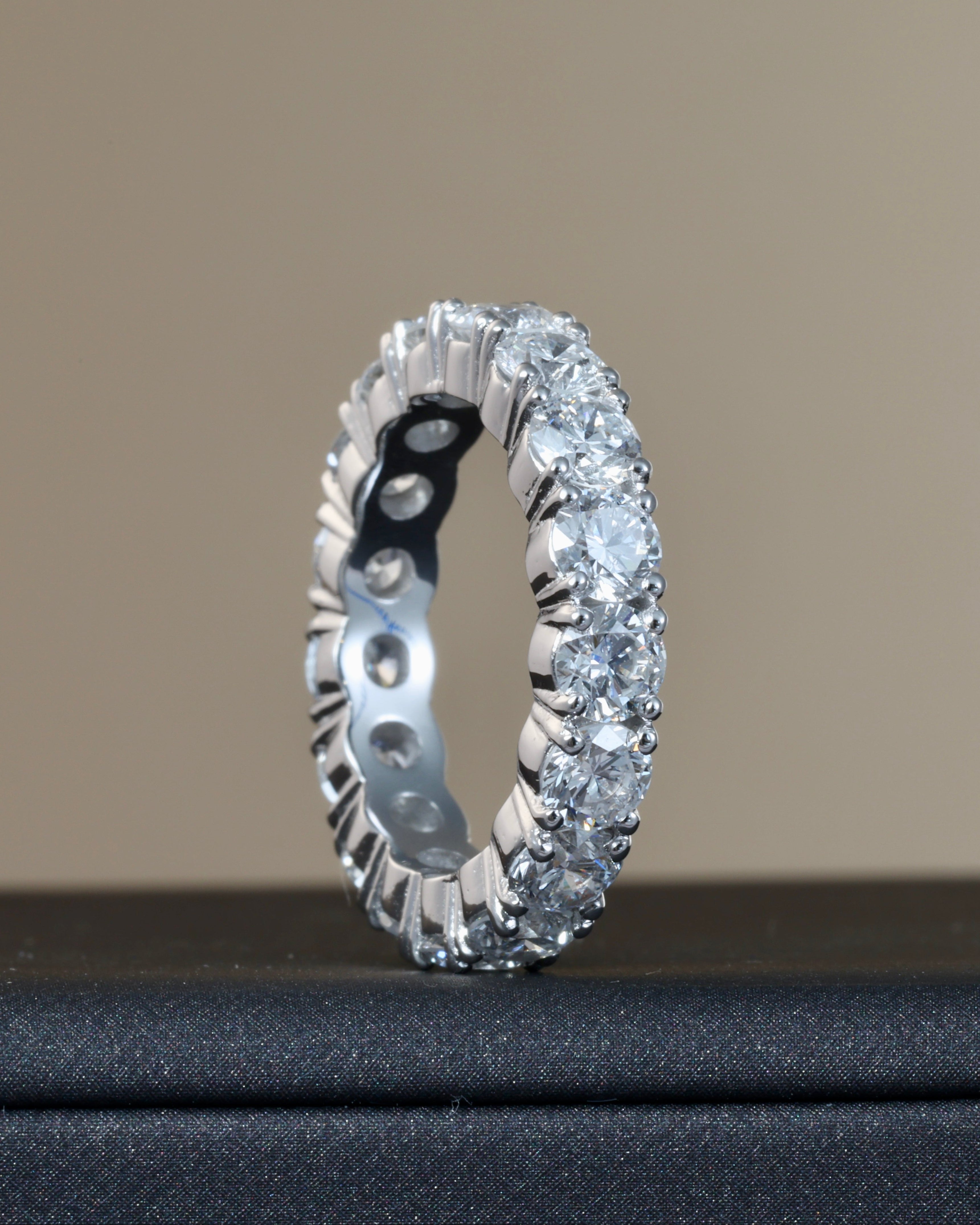18k white gold eternity ring with diamonds